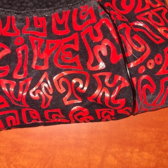 👜 Red Letters Black Purse HandBag - Picture 7 of 7